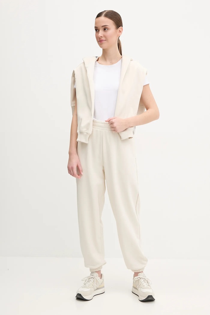 Puma pantaloni della tuta 629753 beige AW25