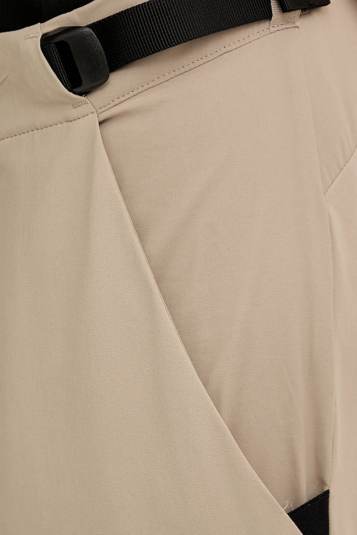 Peak Performance pantaloni Trail bej G80186