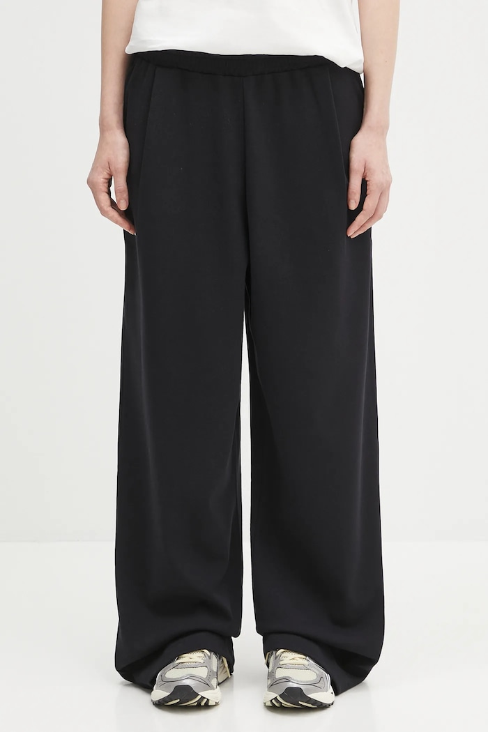 Pangaia pantaloni de trening DNA Double Jersey Pleated Trousers uni negru 10002356