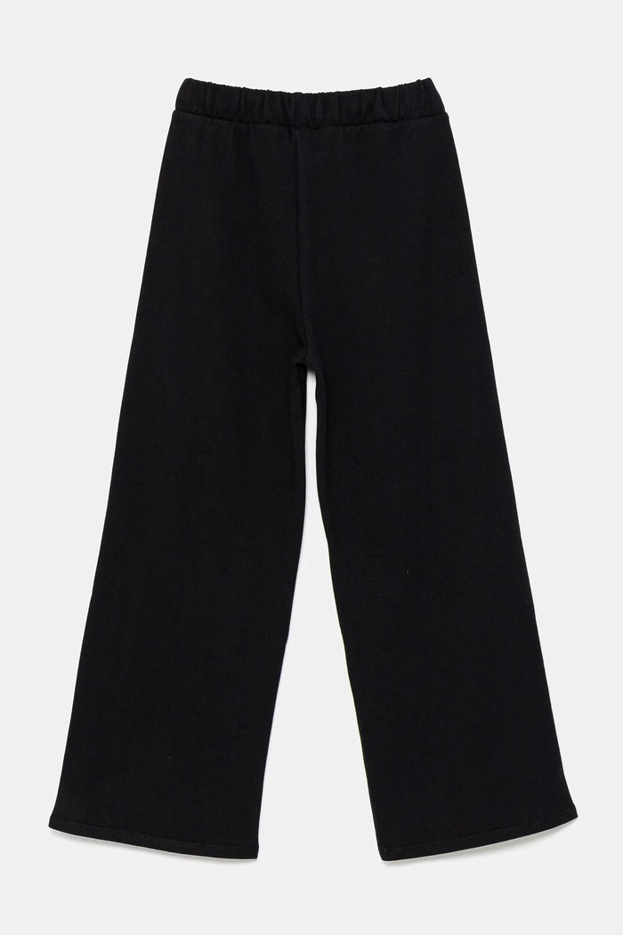 United Colors of Benetton spodnie dresowe bawełniane dziecięce 3UNICF061.G.Seasonal czarny SS25