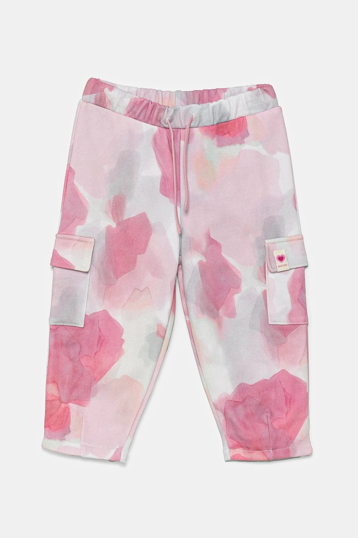 United Colors of Benetton spodnie dresowe bawełniane dziecięce wzorzyste różowy 35UJGF04Q.P.Seasonal