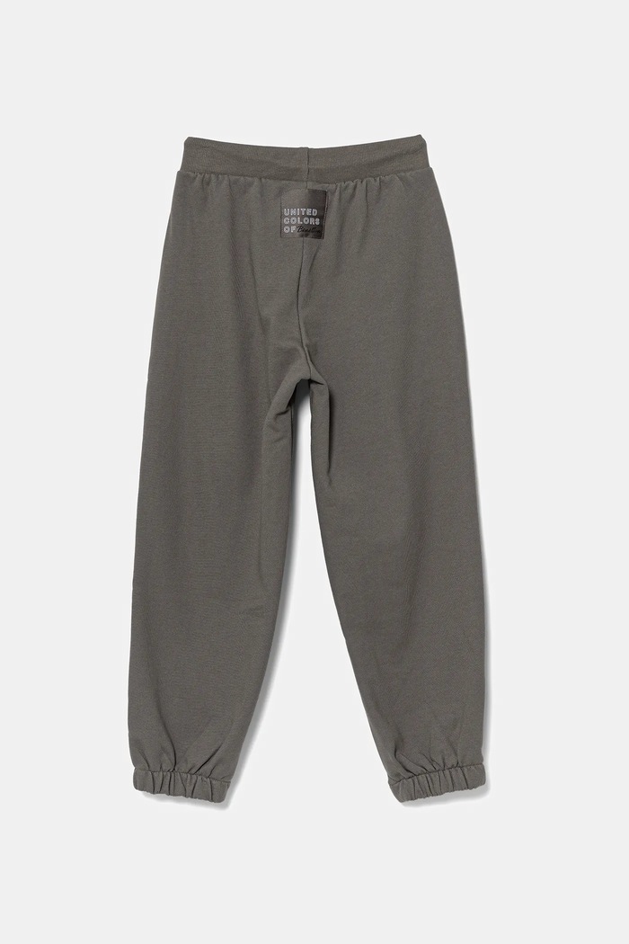 United Colors of Benetton spodnie dresowe bawełniane dziecięce 3UNICF060.G.Seasonal szary SS25