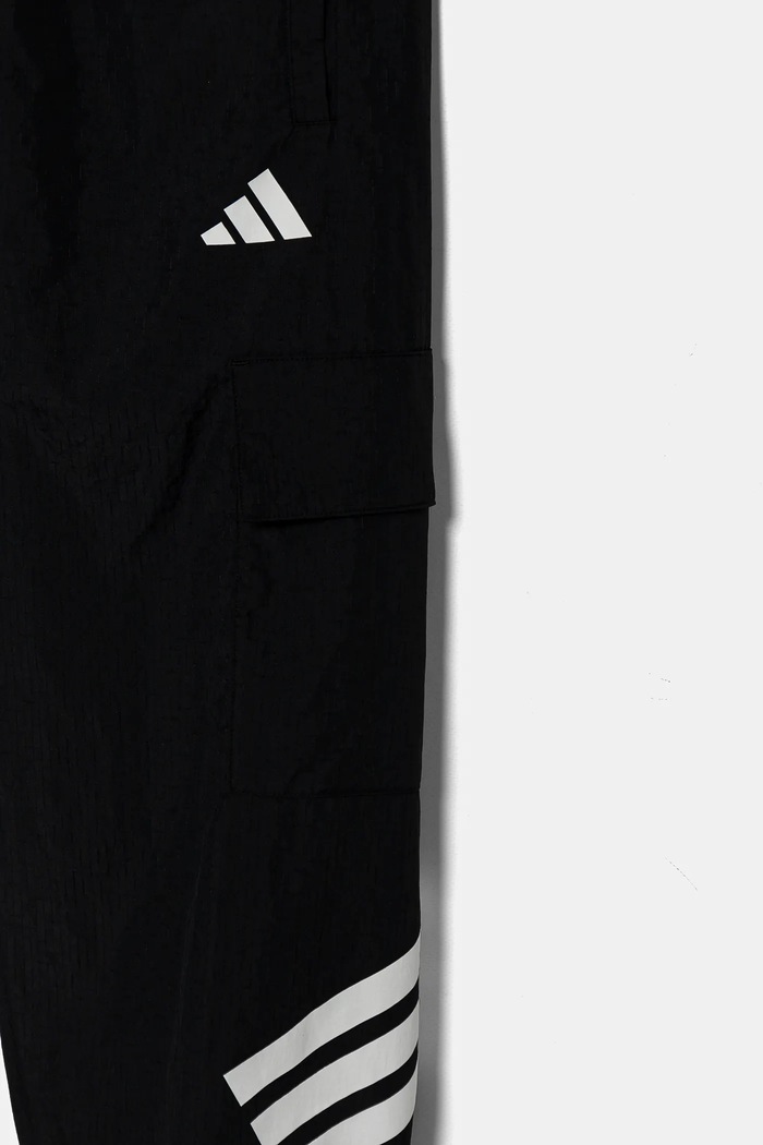 Detské tepláky adidas čierna JJ4780