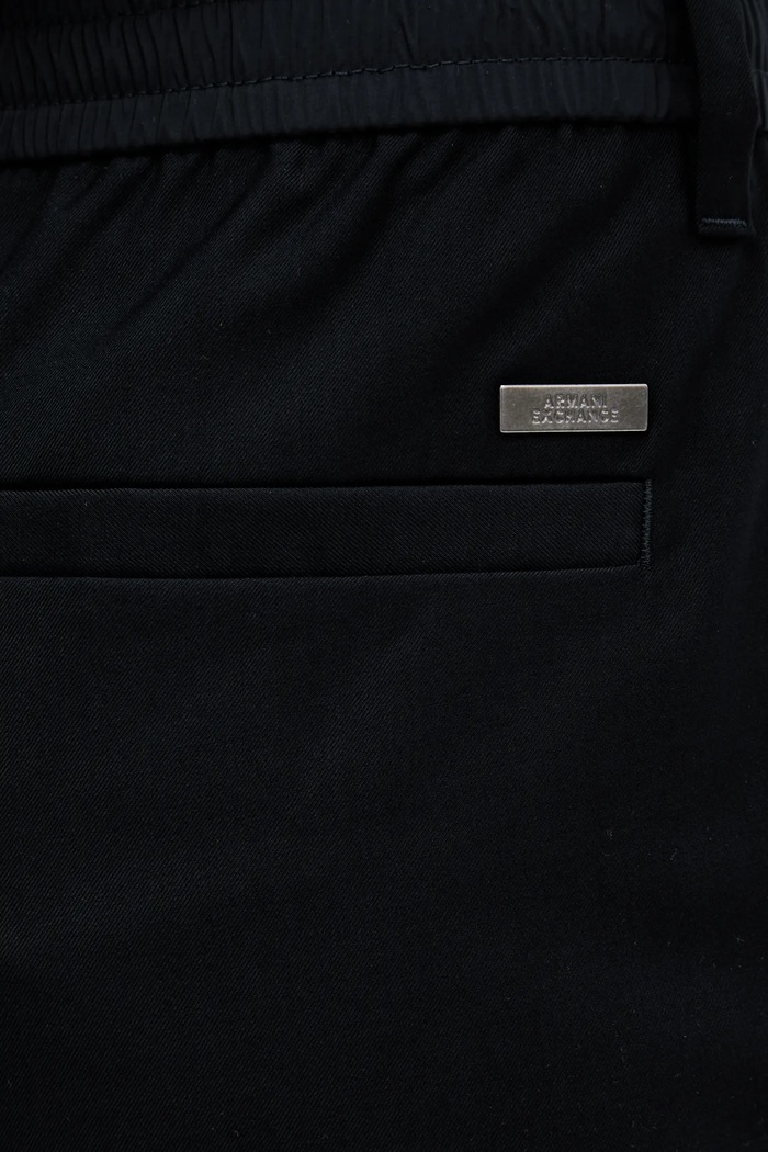 Armani Exchange spodnie granatowy XM000207.AF12041