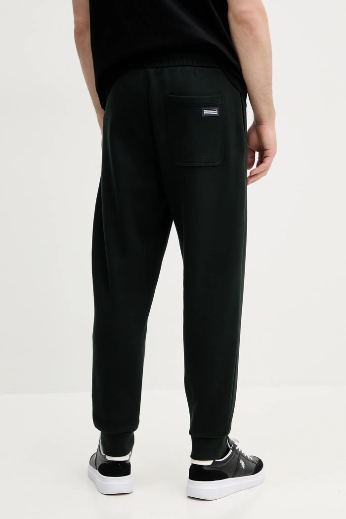 Odzież Armani Exchange spodnie dresowe bawełniane XM000292.AF12656 zielony