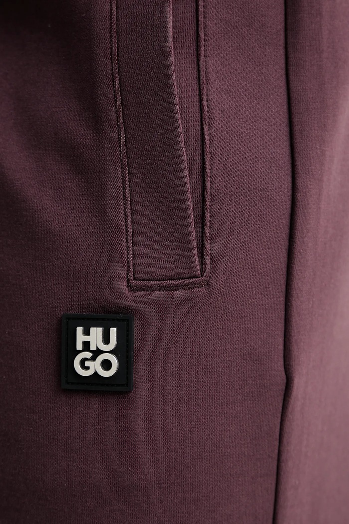 Tepláky HUGO burgundské 50533695