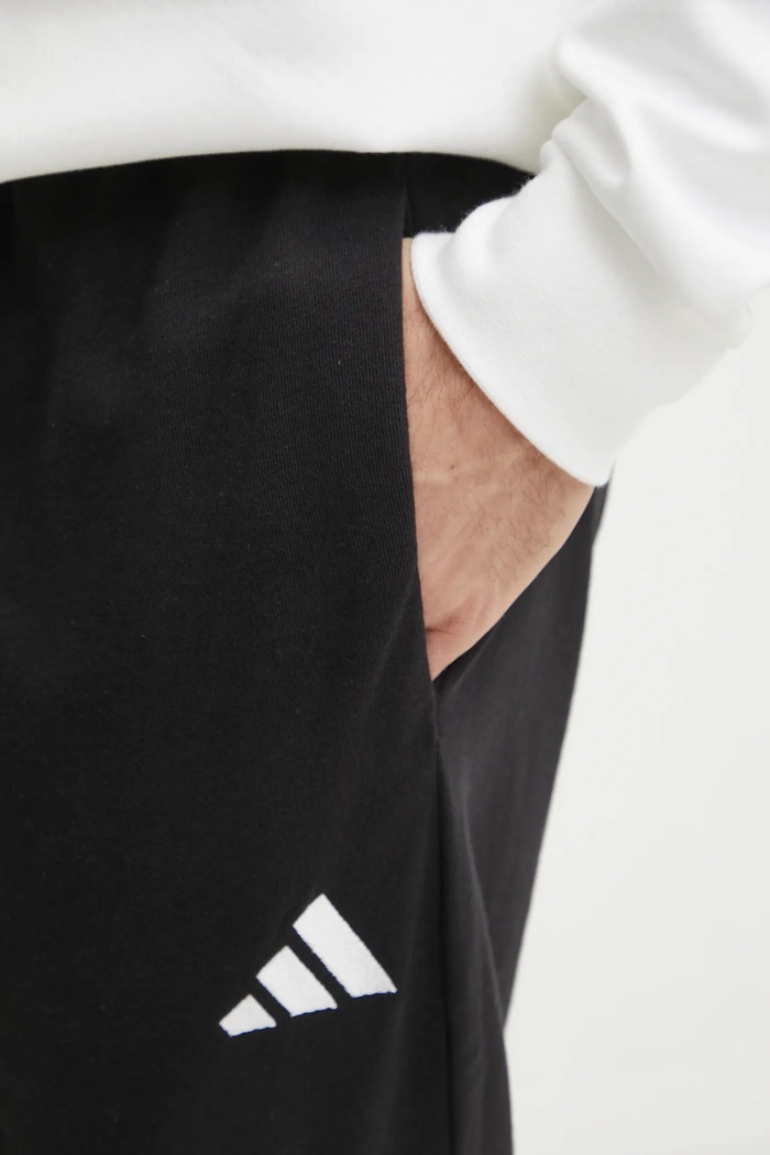 adidas melegítőnadrág Feelcozy fekete JE3854