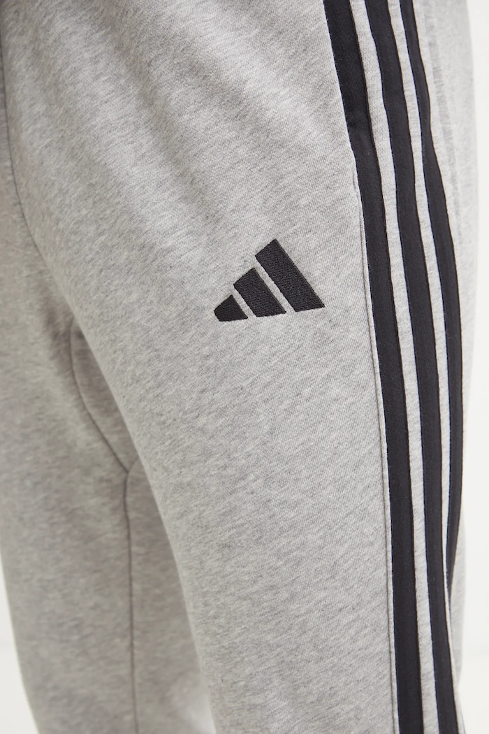 Oblečenie Tepláky adidas Essentials JE6346 sivá