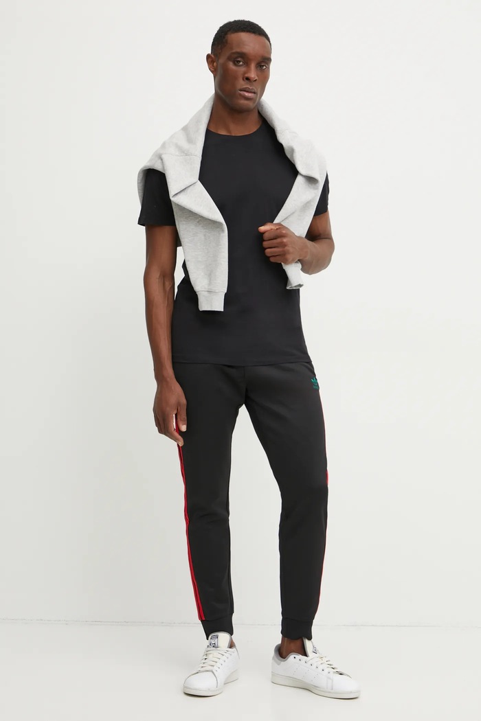 adidas Originals Спортен панталон adidas Originals SST TP JP1225 черен SS25
