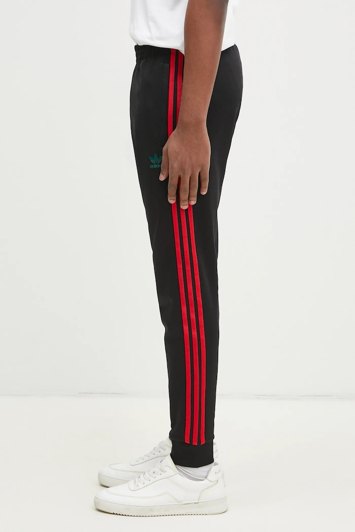 Спортен панталон adidas Originals SST TP JP1225 черен SS25