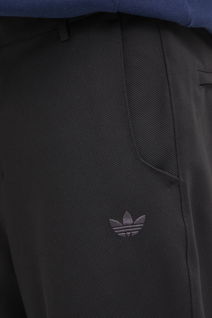 Nohavice adidas Originals TAILORED PT čierna JC7420