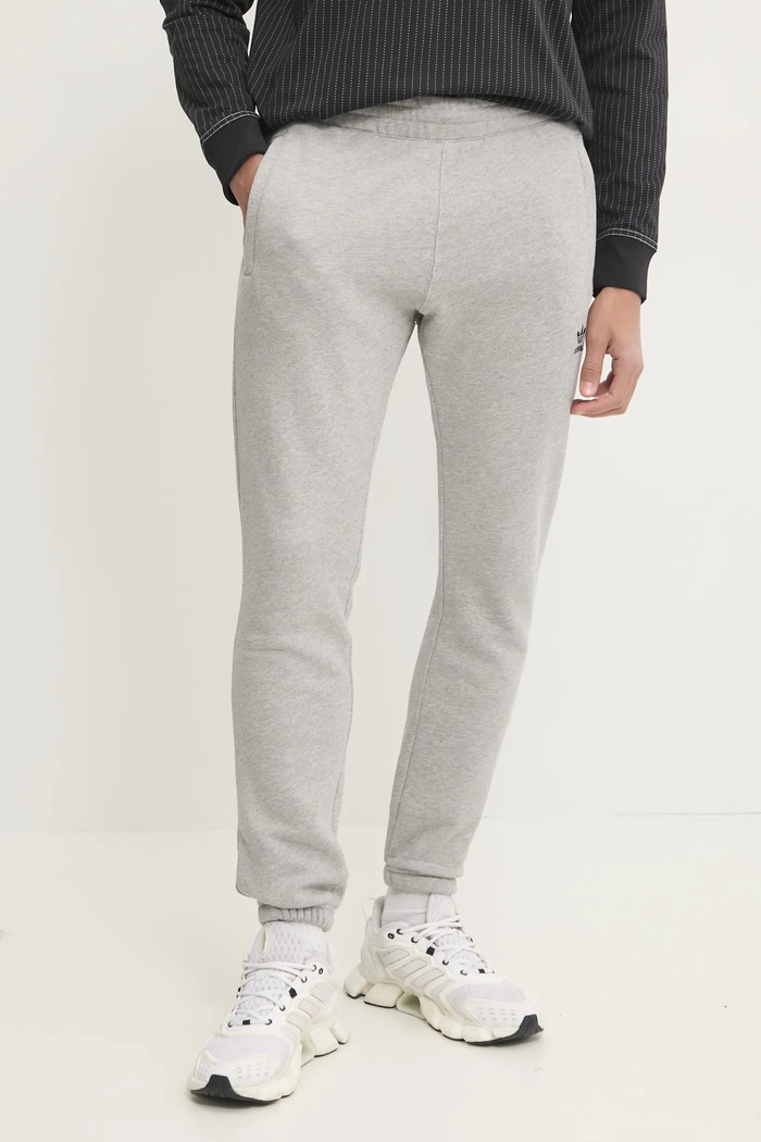 Bavlněné tepláky adidas Originals Essential pletenina šedá JD2424