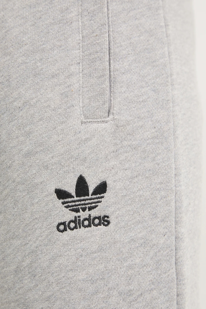 Bavlněné tepláky adidas Originals Essential šedá JD2424