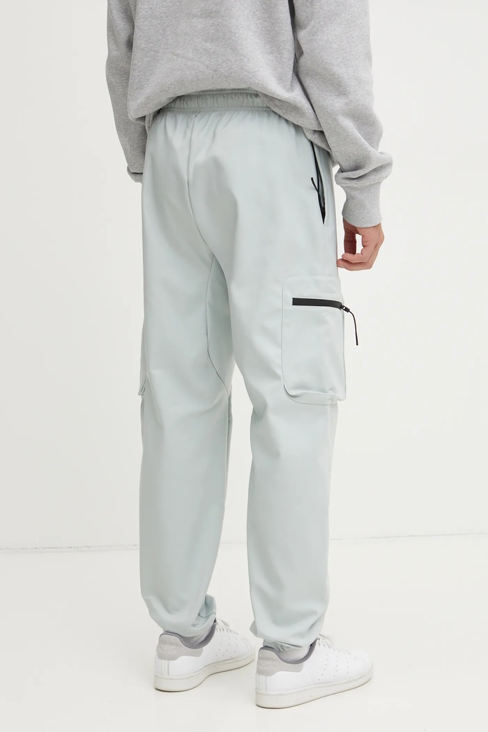 Odzież adidas Spodnie dresowe City Escape JF3286 zielony