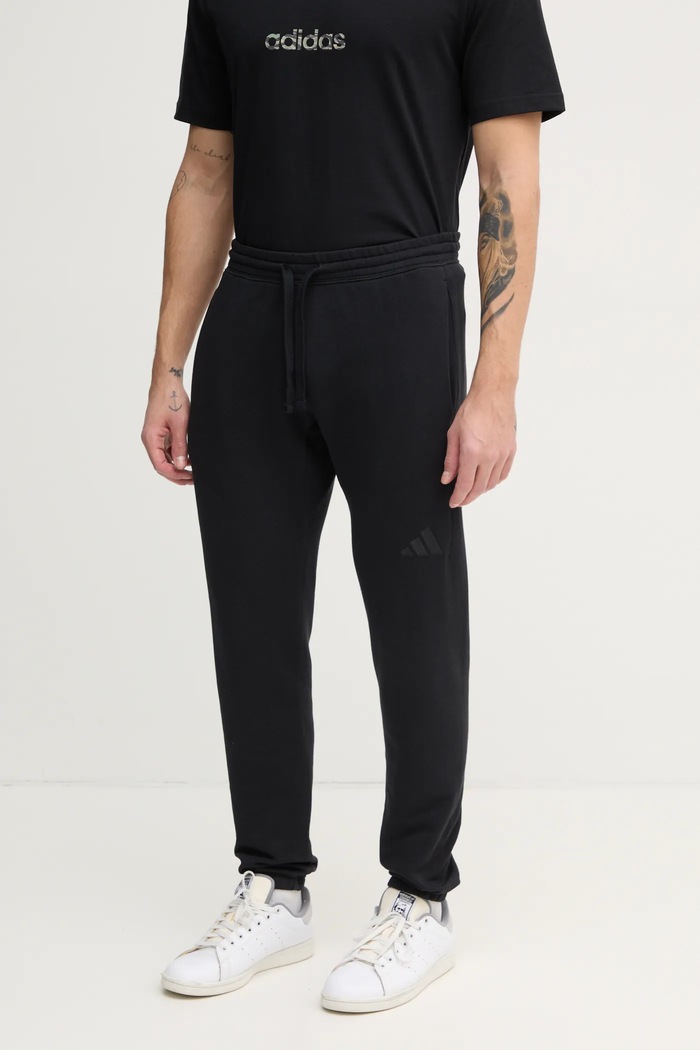 Bavlněné tepláky adidas ALL SZN pletenina černá IV5216