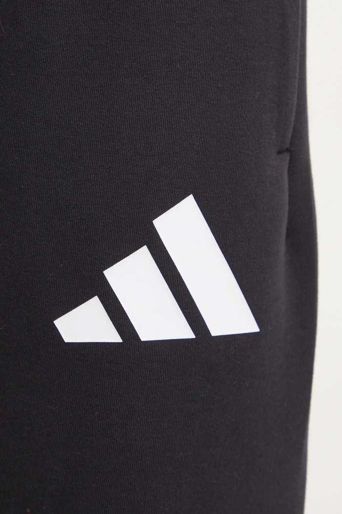 Спортивные штаны adidas Future Icons чёрный JD4910