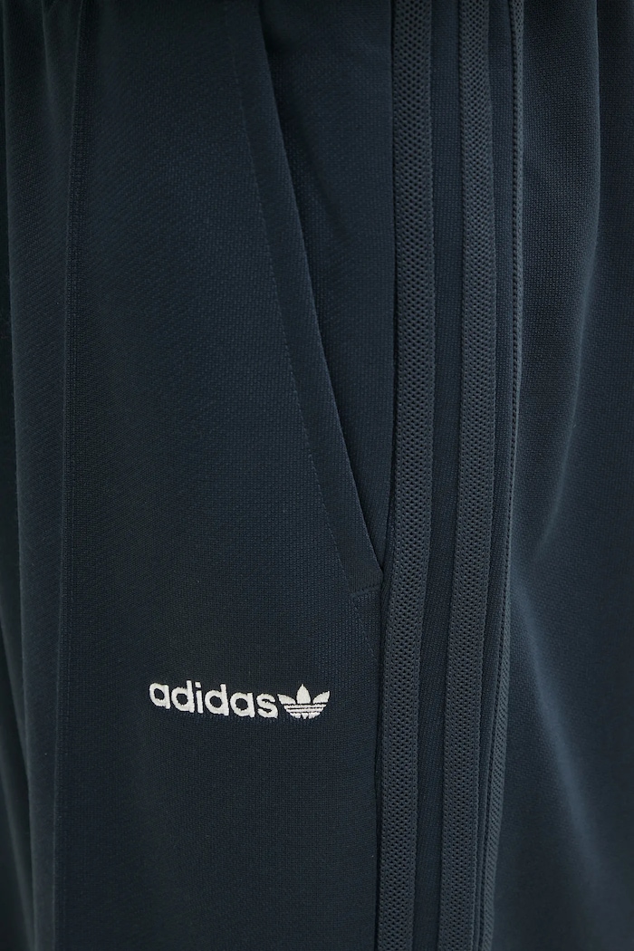adidas Originals spodnie dresowe Flare Pant granatowy JC8382