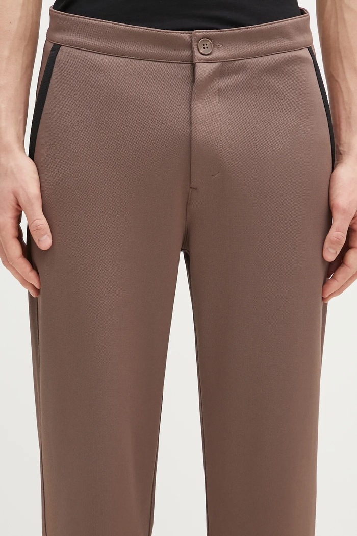 Kalhoty adidas Originals Premium Track Pant hnědá JN4455