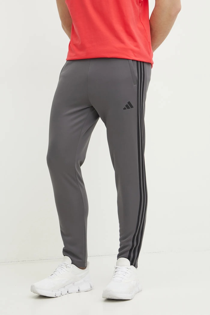 Παντελόνι προπόνησης adidas Performance Train Essentials πλεκτό ύφασμα γκρί JF8750