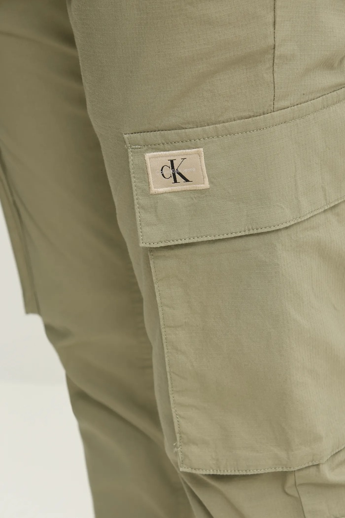Calvin Klein Jeans spodnie zielony J30J327614