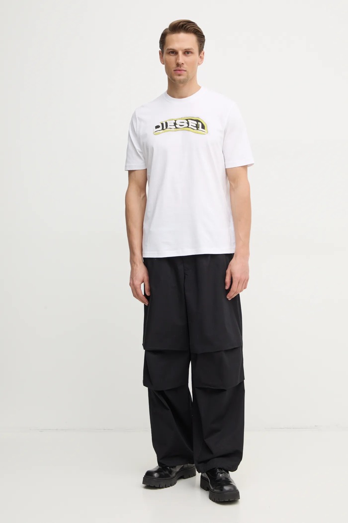 Bavlnené nohavice Diesel P-GUSTAF TROUSERS A16074.0IQAV čierna SS25