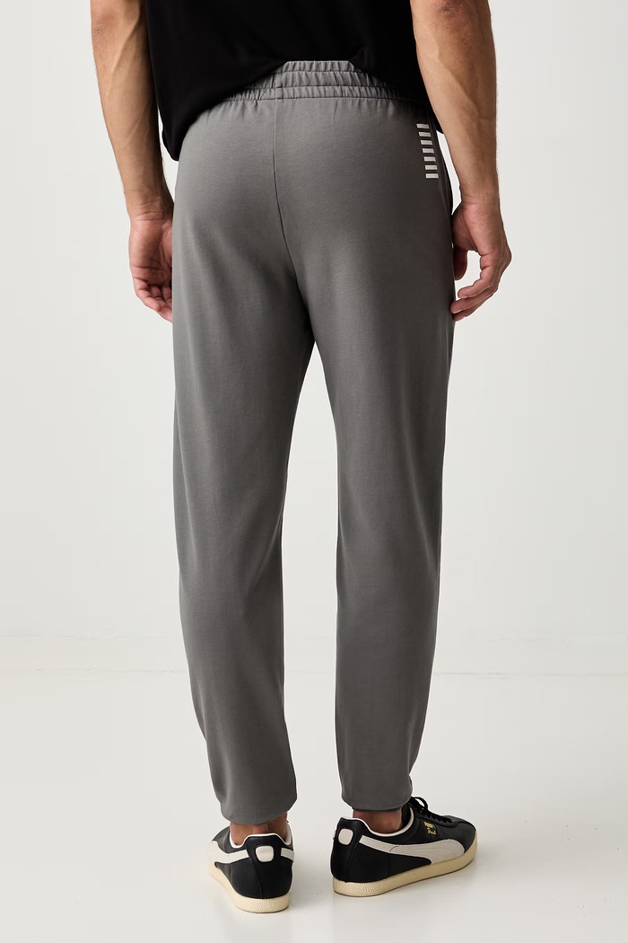 Дрехи EA7 Emporio Armani спортен панталон мъжки от памук PJVRZ.8NPP66 сив