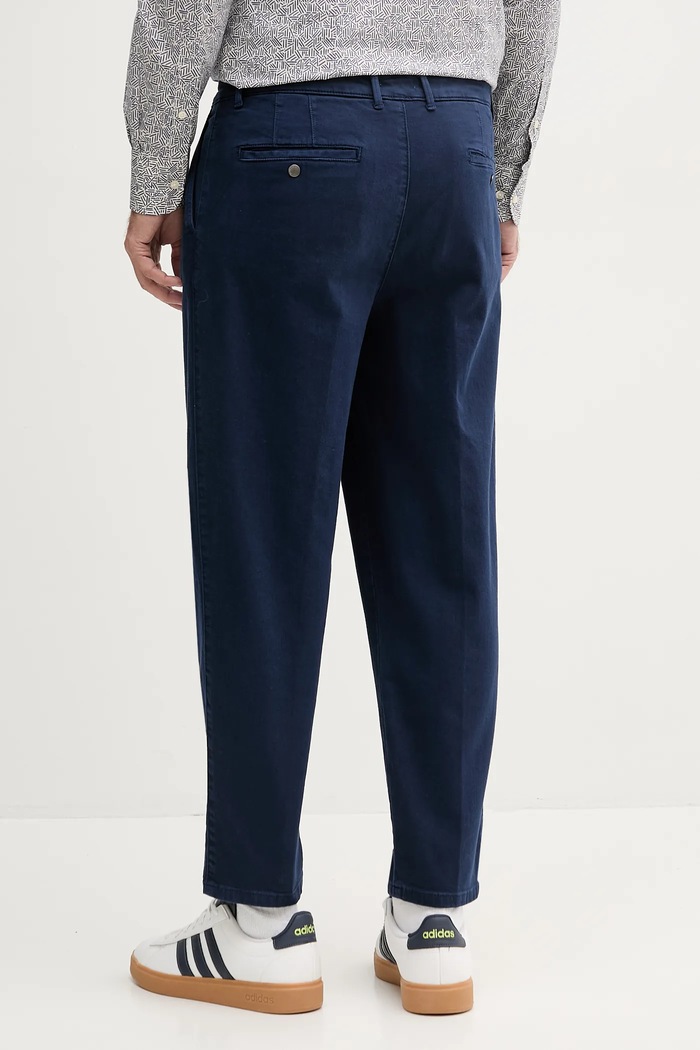 Odzież United Colors of Benetton spodnie chinos męskie bawełniane z elastanem 4Q60UF05G granatowy
