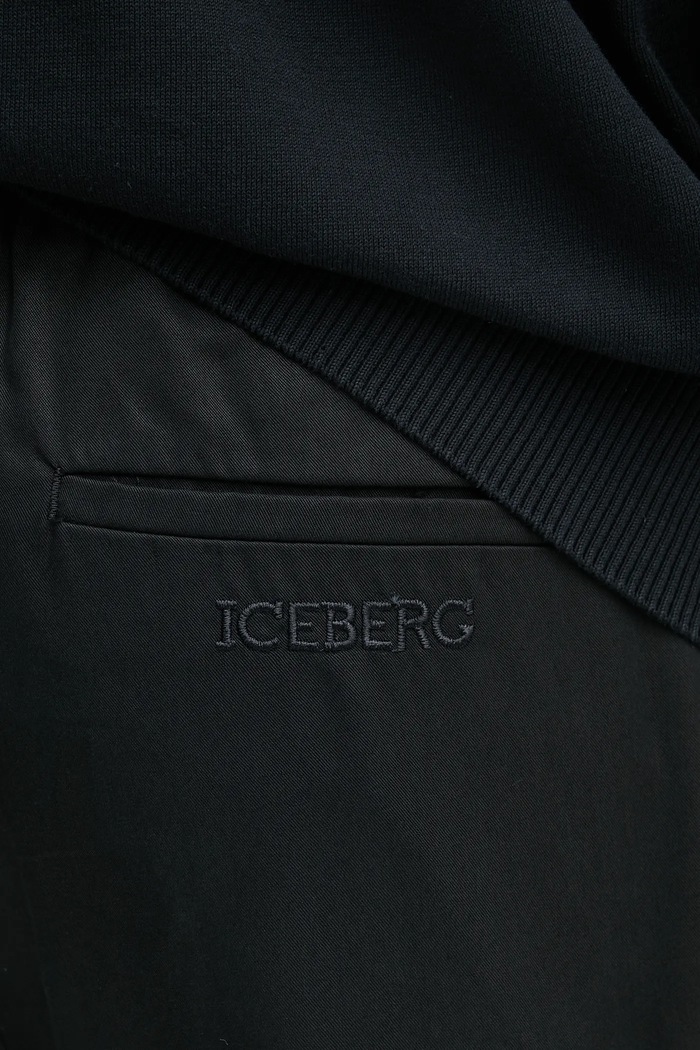 Kalhoty Iceberg černá B100.5222