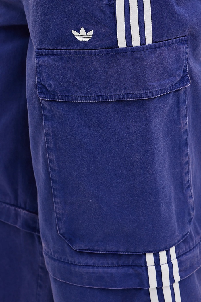 Bavlněné kalhoty adidas Originals CARGO PANTS JY6294 fialová