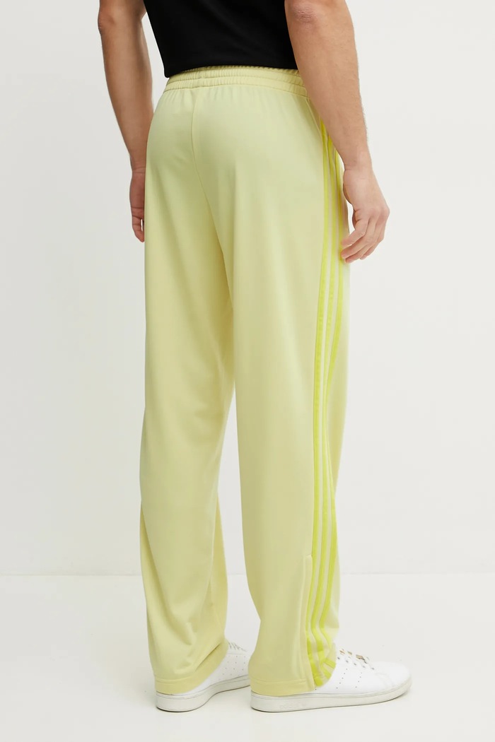 Odzież adidas Originals spodnie dresowe Firebird JP2537 żółty