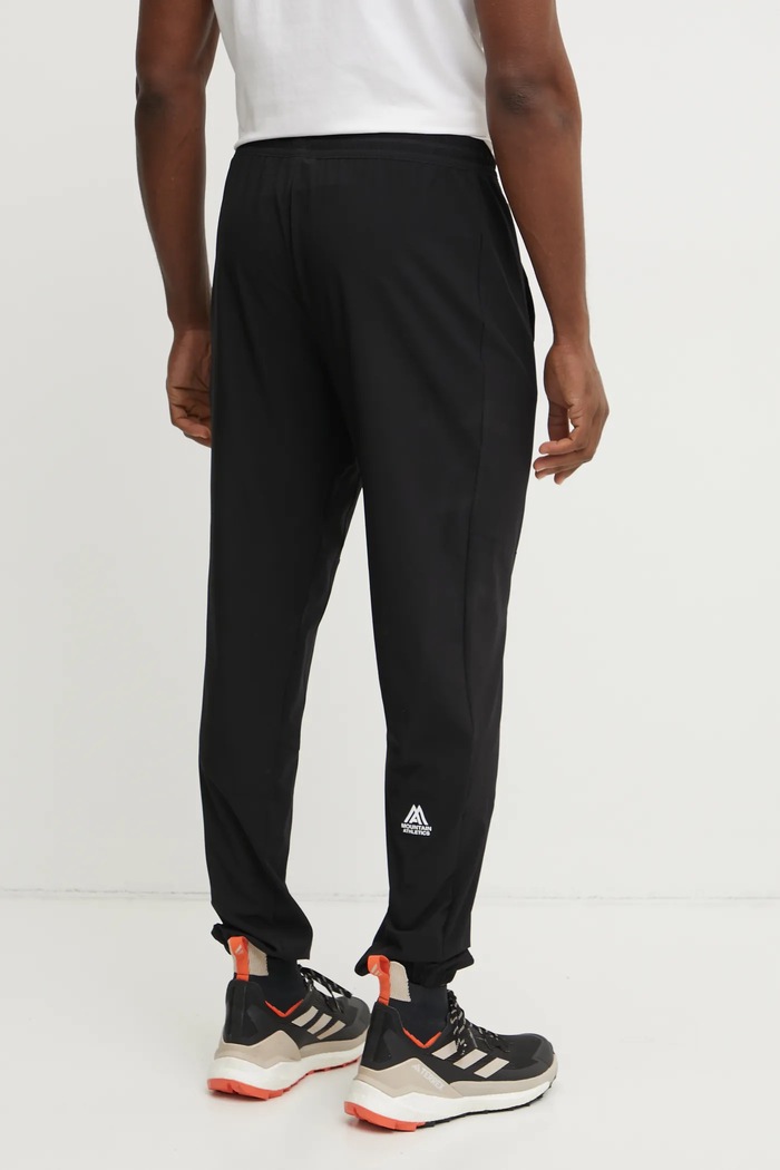Odzież The North Face spodnie sportowe Mountain Athletics NF0A8BGNJK31 czarny