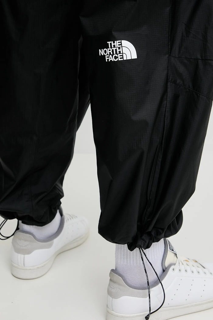 The North Face spodnie TNF X NSE czarny NF0A8BJQJK31