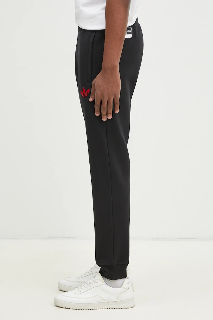 Спортивные штаны adidas Performance FC Bayern Muenchen VRCT Pant JM8647 чёрный SS25