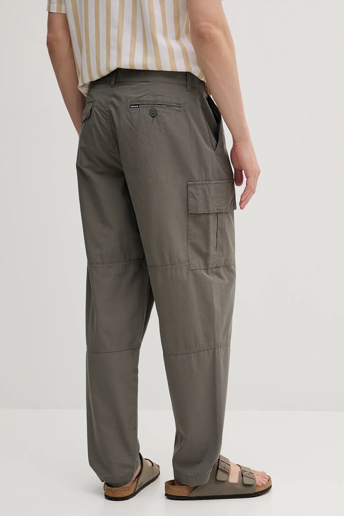 Ρούχα Barbour Βαμβακερό παντελόνι Barbour Relaxed Fit Cargo MTR0759 πράσινο