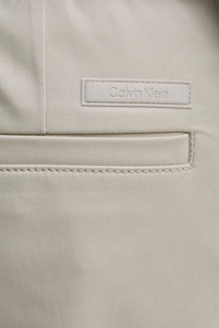 Calvin Klein spodnie beżowy K10K114104