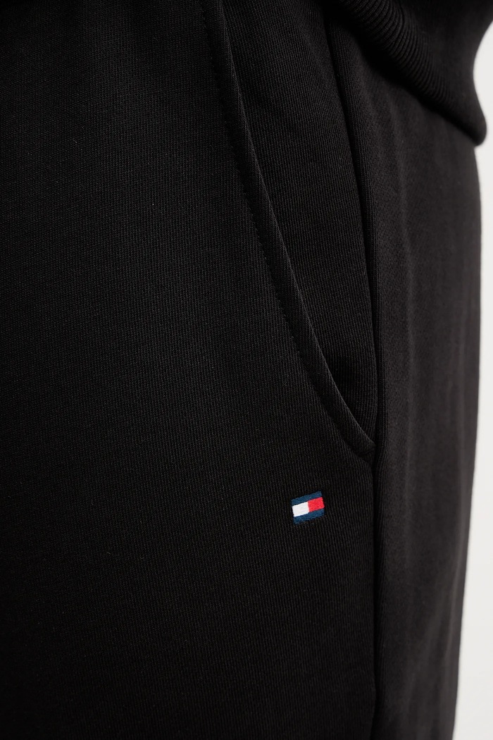 Tommy Hilfiger teplákové nohavice pánske bavlnené čierna MW0MW37236
