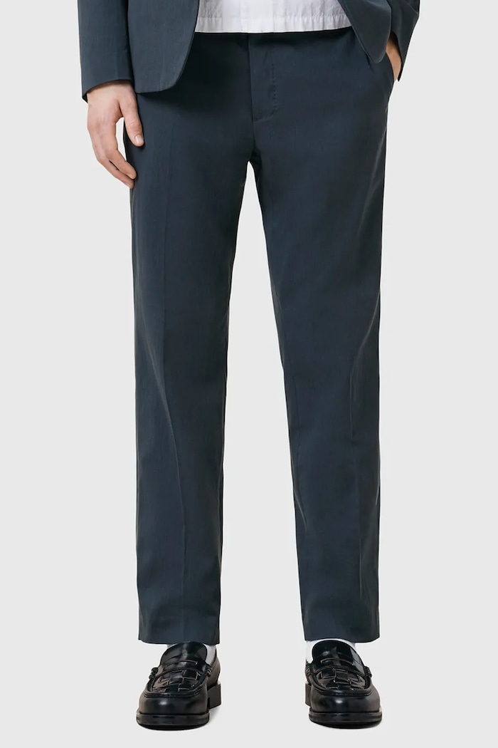 AllSaints nadrág BAY M018QC kék SS25