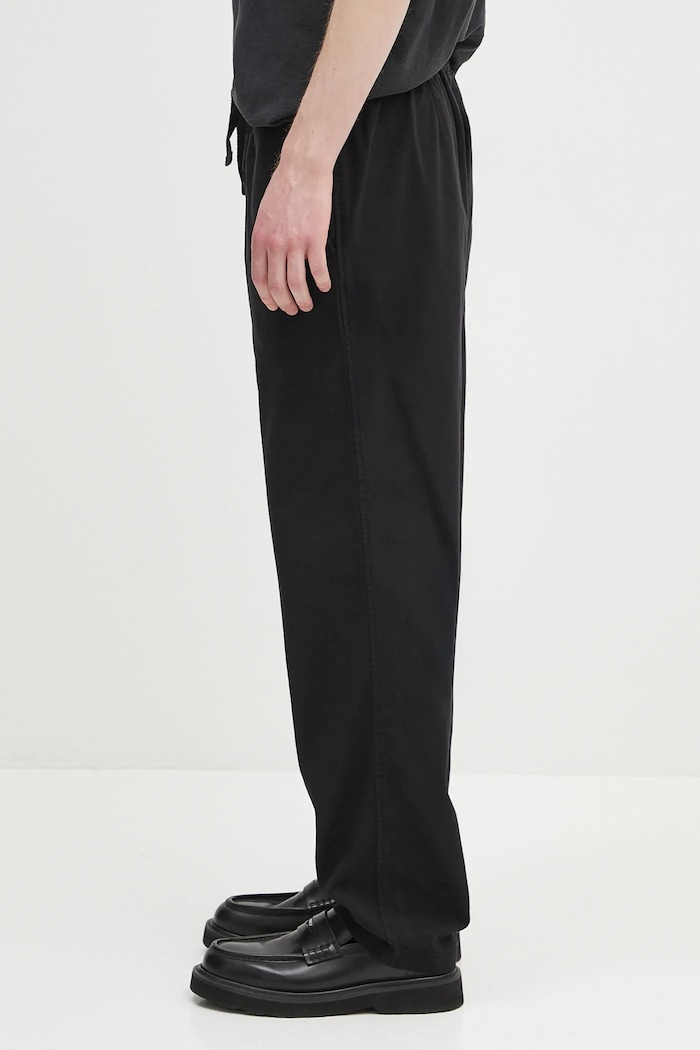 Nohavice Norse Projects Ezra Light Stretch N25.0369.9999 čierna SS25