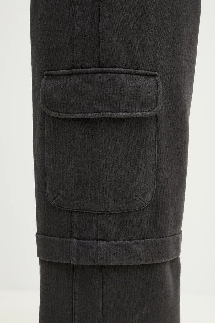 Daily Paper pamut melegítőnadrág Garment Wash Pants fekete 2511010