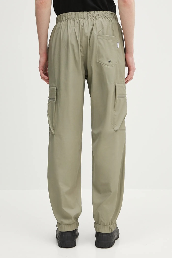 Odzież Rains spodnie Cargo Rain Pants Regular W3 18850.108 zielony
