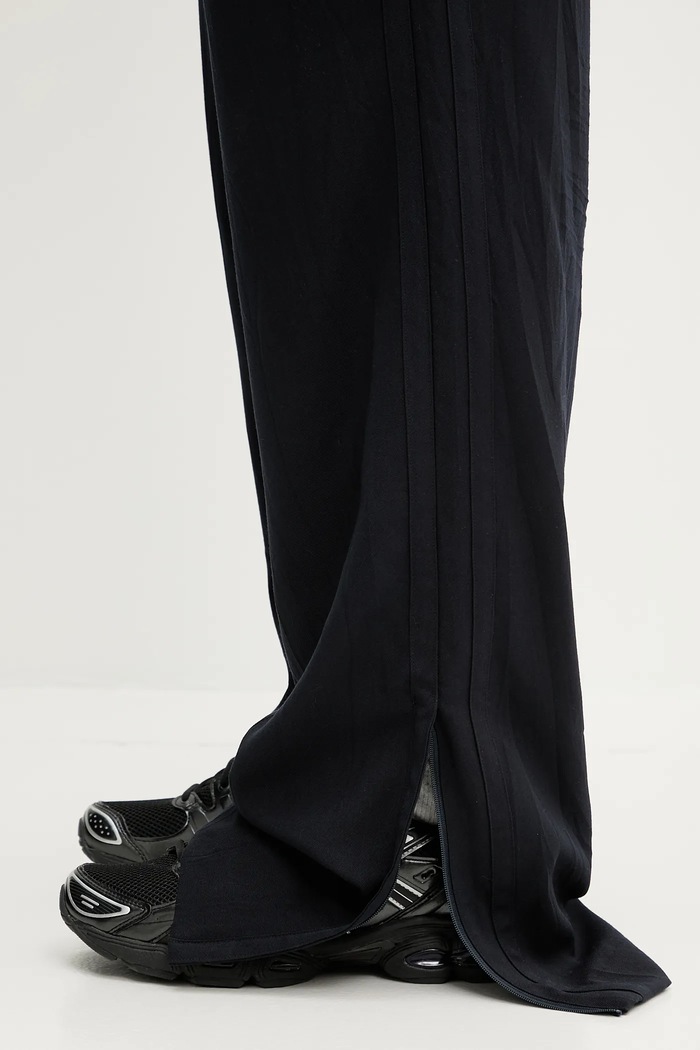 AMBUSH spodnie z domieszką wełny Suit Pants 12115314 granatowy