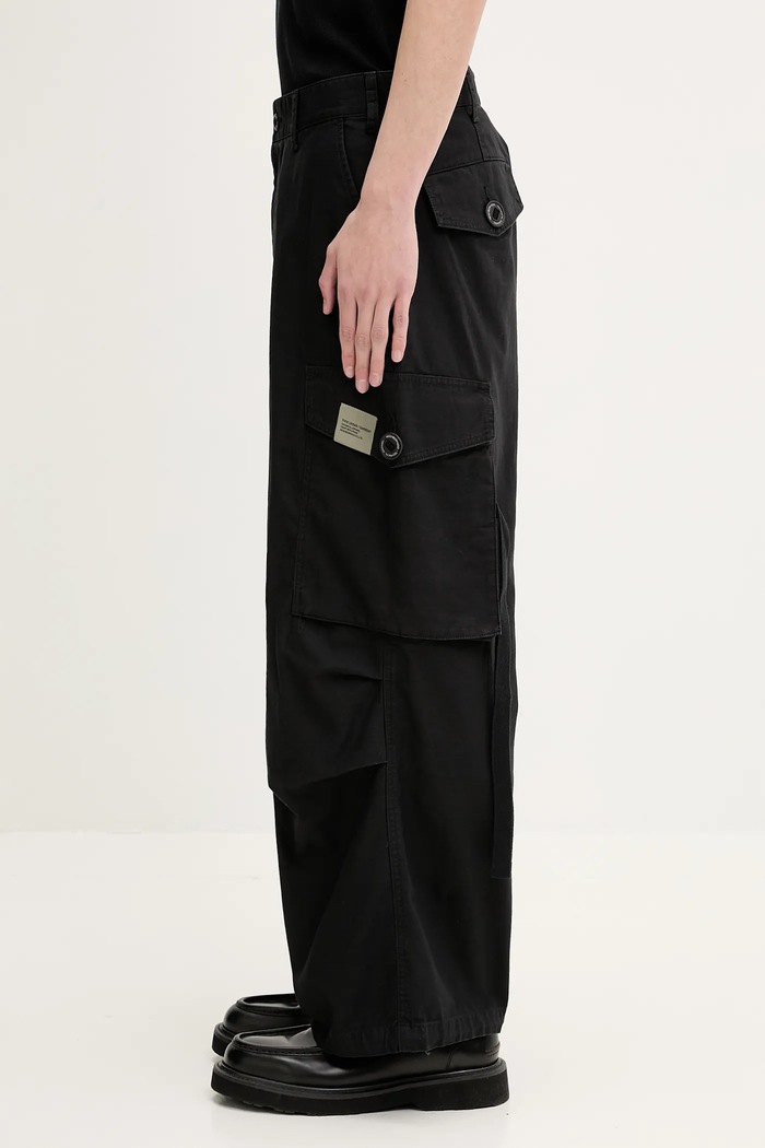 NEIGHBORHOOD cotton trousers Wide Cargo Pants 251SPNH.PTM06 black SS25