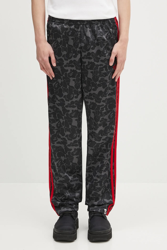 adidas Originals x BAPE SSTR PACK spodnie dresowe dzianina czarny JN7125
