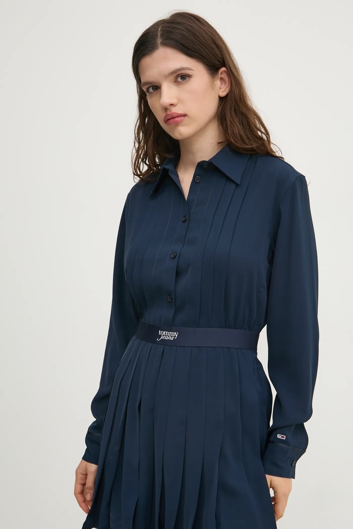 Šaty Tommy Jeans námořnická modř DW0DW19474