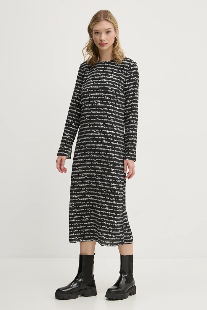 Tommy Jeans ruha hosszú fekete DW0DW20456