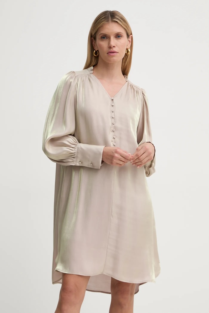Рокля Bruuns Bazaar шпиц бежов BBW4230