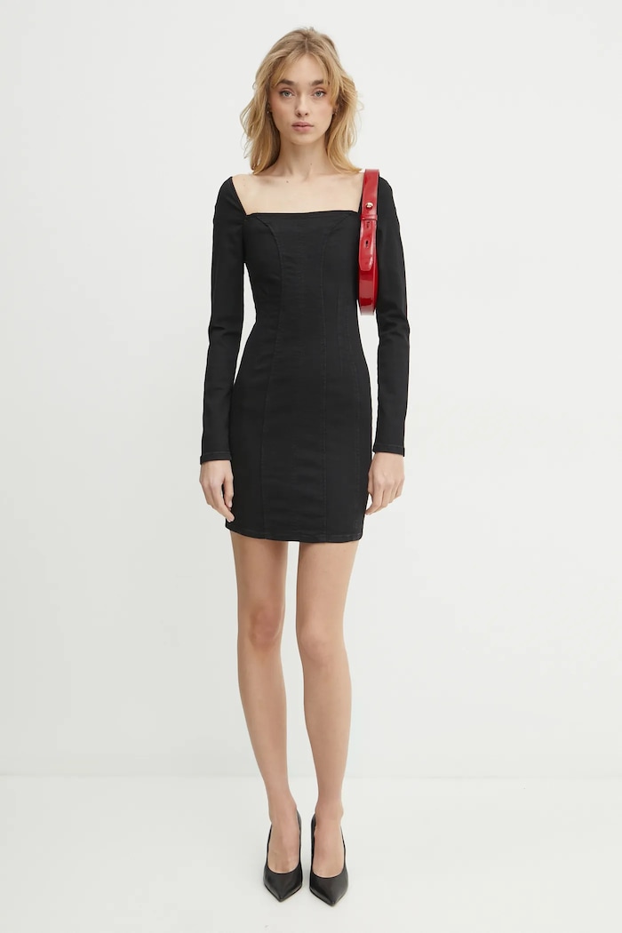 Džínové šaty Guess MOLLY W5RK84.D4PZ0 černá SS25