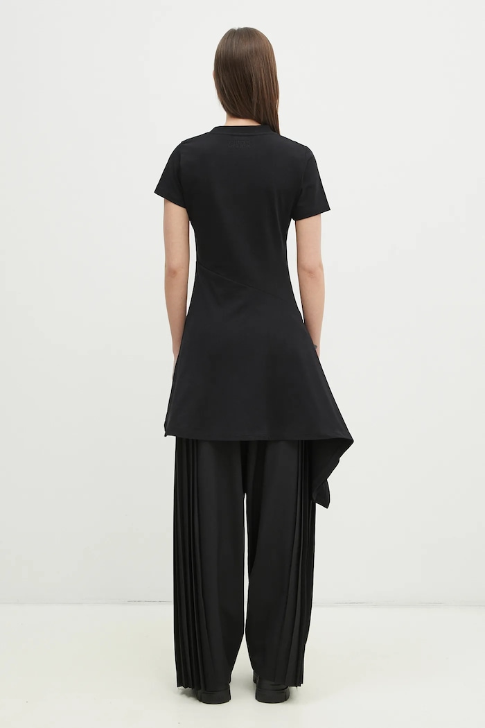 Одяг Сукня VETEMENTS Embroidered Logo Twisted Mini WA66DR680B чорний