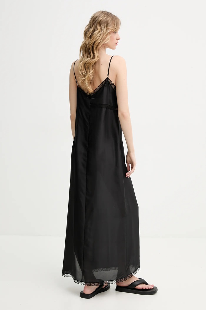 Oblečenie Hodvábne šaty MM6 Maison Margiela S52CT0785.M35244 čierna