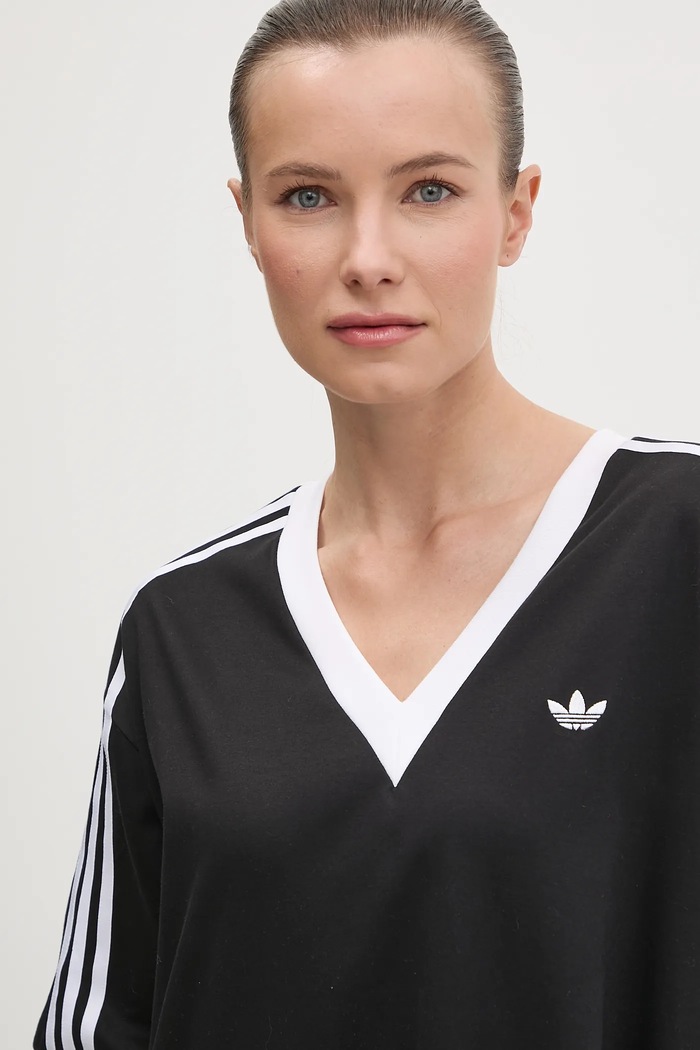 adidas Originals sukienka bawełniana V-NECK DRESS czarny JX9219
